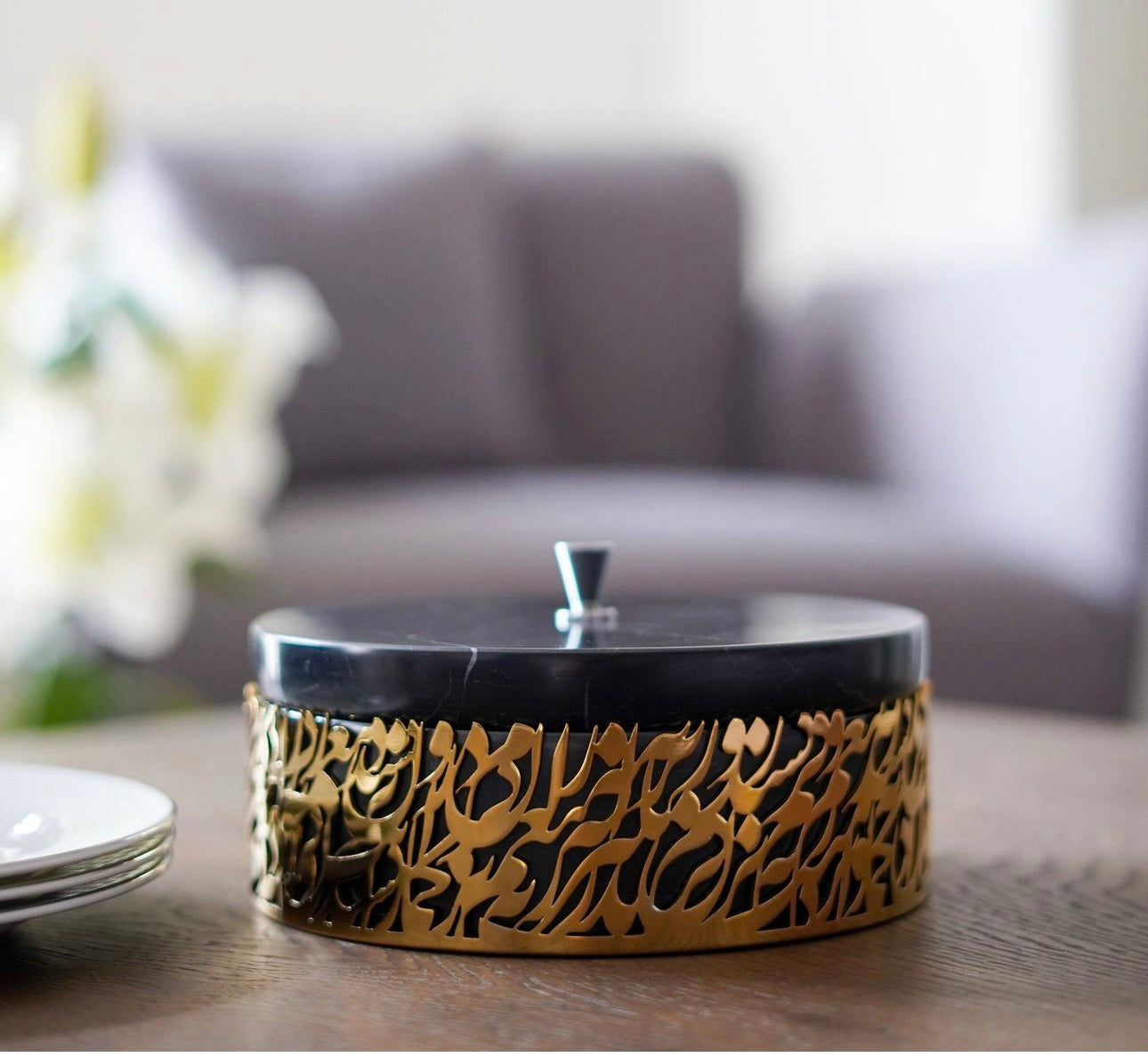Calligraphy marble candy box