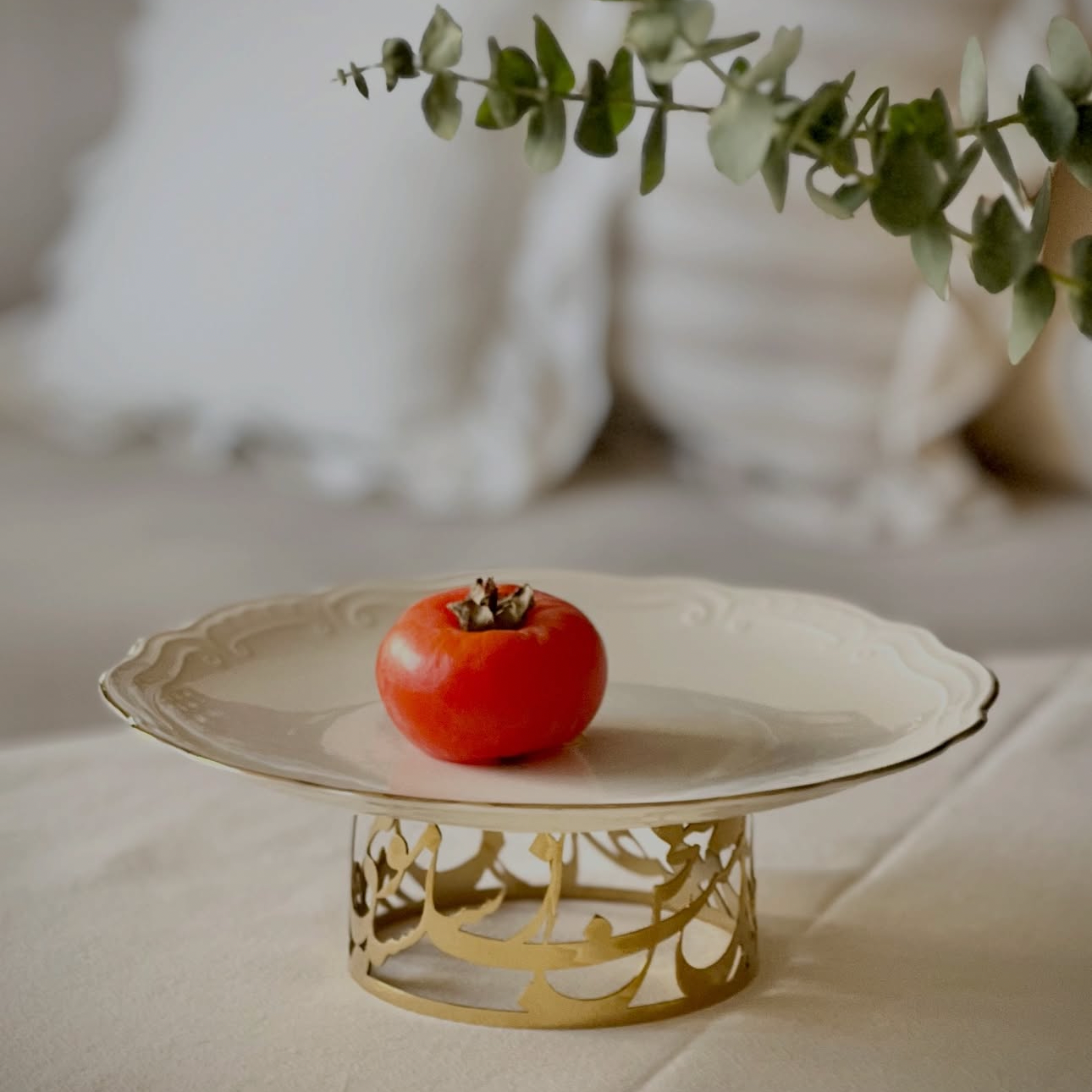 Decorative plate